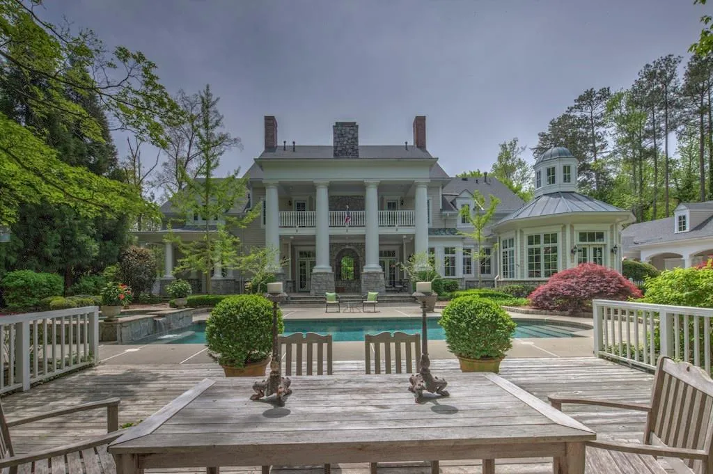 2130 Clay Drive, Sandy Springs, Georgia 30350, 5 Bedrooms Bedrooms, ,5 BathroomsBathrooms,Residential,Sold,2130 Clay Drive,5740679