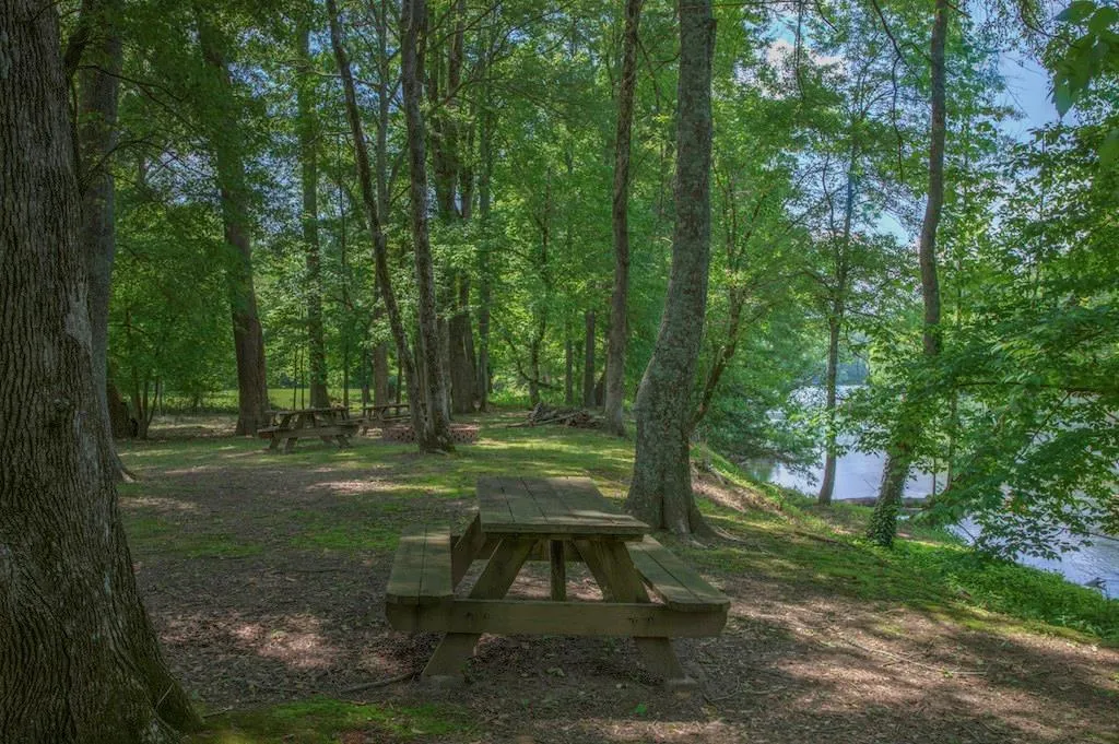 2130 Clay Drive, Sandy Springs, Georgia 30350, 5 Bedrooms Bedrooms, ,5 BathroomsBathrooms,Residential,Sold,2130 Clay Drive,5740679