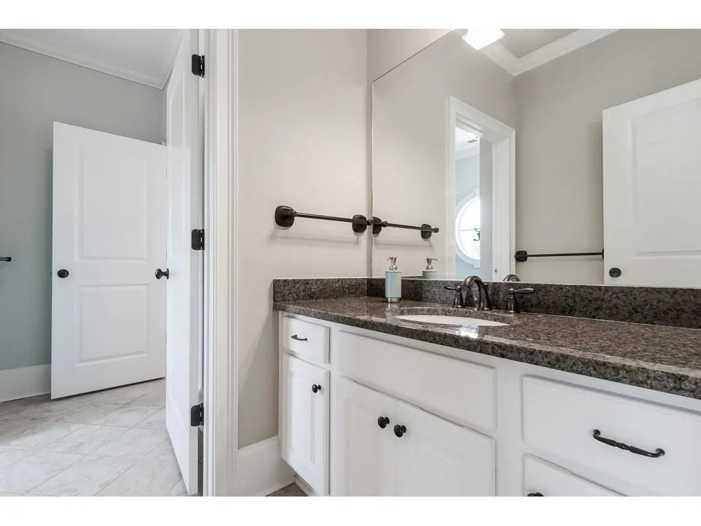 126 W Belle Isle Ne, Sandy Springs, Georgia 30342, 6 Bedrooms Bedrooms, ,5 BathroomsBathrooms,Residential,Sold,126 W Belle Isle Ne,6511150