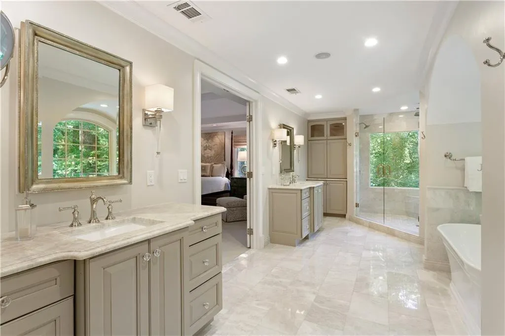 130 Bayvale Court, Sandy Springs, Georgia 30328, 5 Bedrooms Bedrooms, ,4 BathroomsBathrooms,Residential,Sold,130 Bayvale Court,6881990