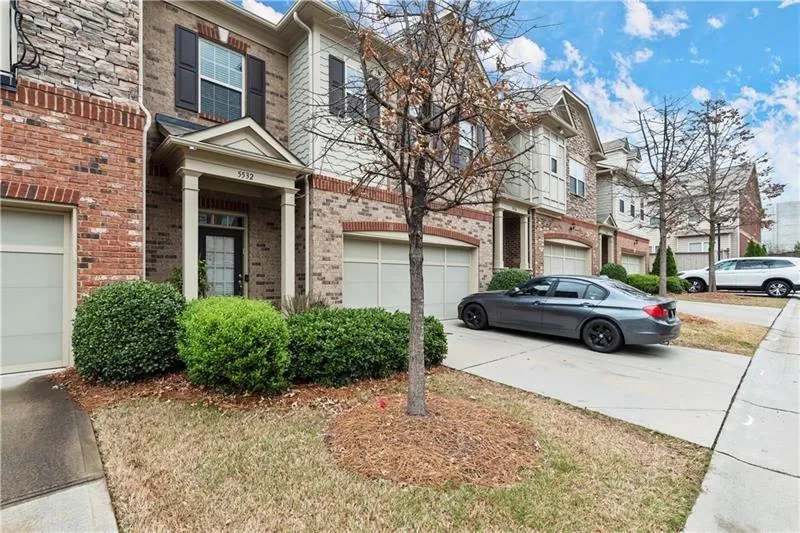 5532 Parkerton Lane, Atlanta, Georgia 30342, 3 Bedrooms Bedrooms, ,3 BathroomsBathrooms,Residential,Sold,5532 Parkerton Lane,6859998
