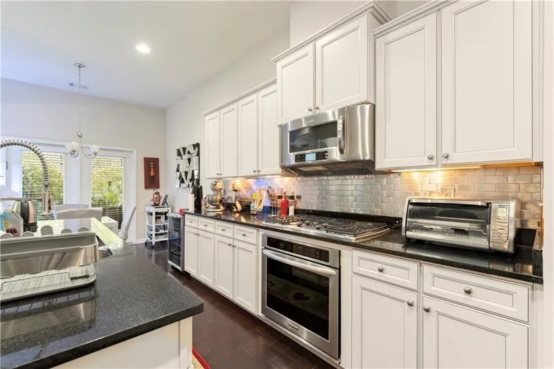 5532 Parkerton Lane, Atlanta, Georgia 30342, 3 Bedrooms Bedrooms, ,3 BathroomsBathrooms,Residential,Sold,5532 Parkerton Lane,6859998