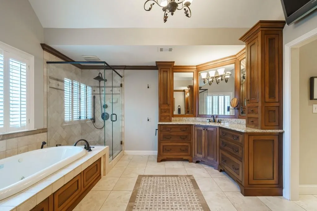 7875 Nesbit Downs Drive, Sandy Springs, Georgia 30350, 6 Bedrooms Bedrooms, ,7 BathroomsBathrooms,Residential,Sold,7875 Nesbit Downs Drive,6962078