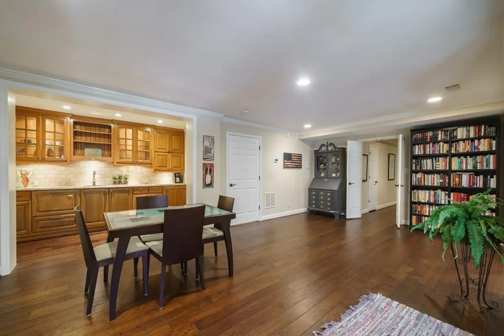 7875 Nesbit Downs Drive, Sandy Springs, Georgia 30350, 6 Bedrooms Bedrooms, ,7 BathroomsBathrooms,Residential,Sold,7875 Nesbit Downs Drive,6962078