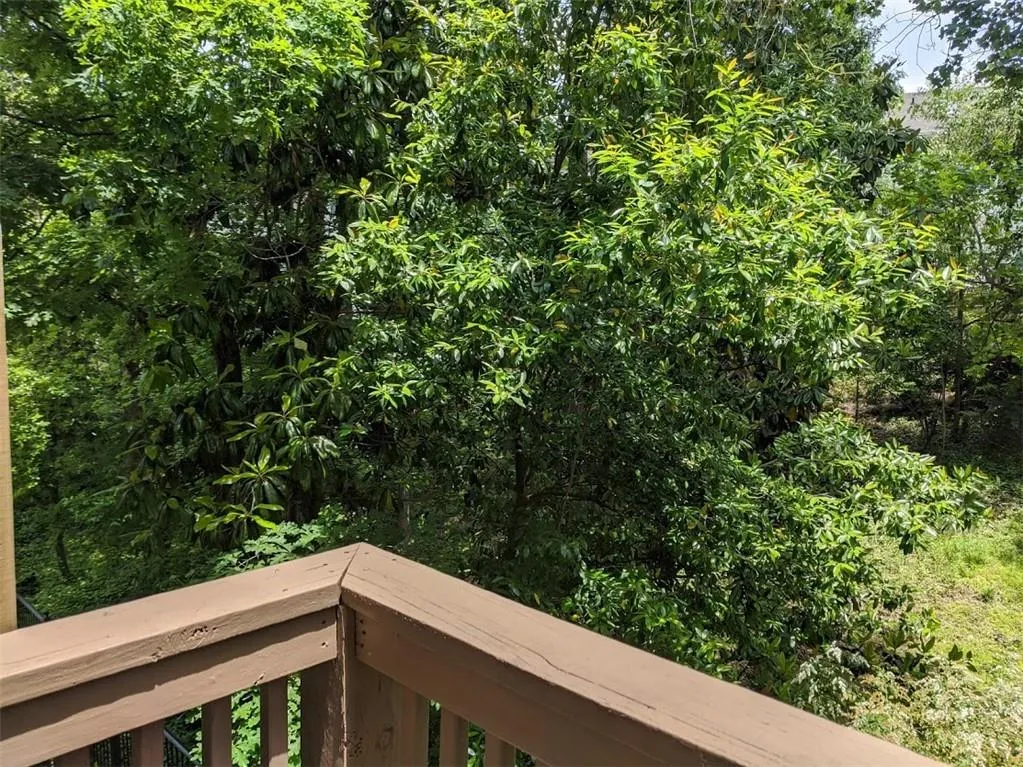 5500 Glenridge Park, Sandy Springs, Georgia 30342, 2 Bedrooms Bedrooms, ,2 BathroomsBathrooms,Residential,Sold,5500 Glenridge Park,6718915