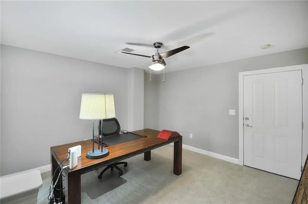 5500 Glenridge Park, Sandy Springs, Georgia 30342, 2 Bedrooms Bedrooms, ,2 BathroomsBathrooms,Residential,Sold,5500 Glenridge Park,6718915