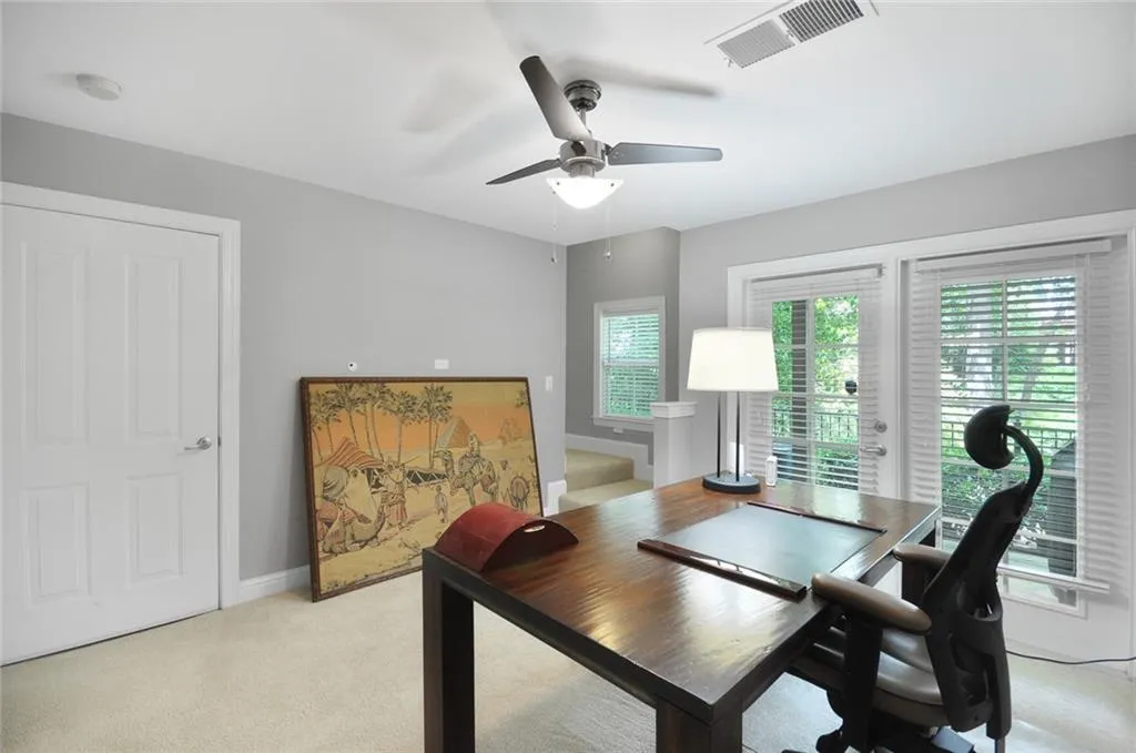 5500 Glenridge Park, Sandy Springs, Georgia 30342, 2 Bedrooms Bedrooms, ,2 BathroomsBathrooms,Residential,Sold,5500 Glenridge Park,6718915