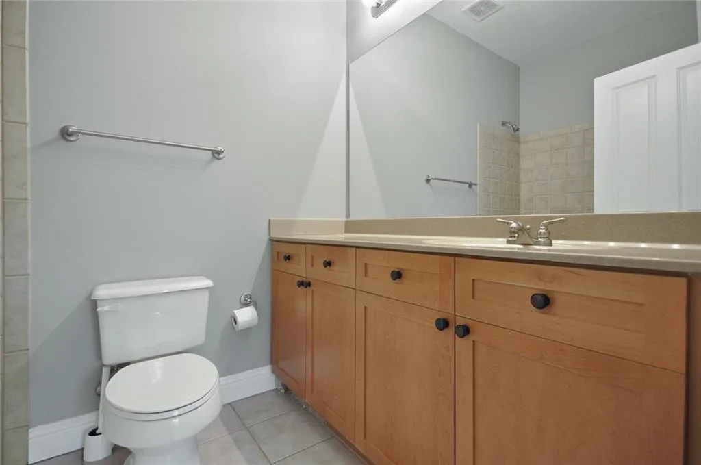 5500 Glenridge Park, Sandy Springs, Georgia 30342, 2 Bedrooms Bedrooms, ,2 BathroomsBathrooms,Residential,Sold,5500 Glenridge Park,6718915