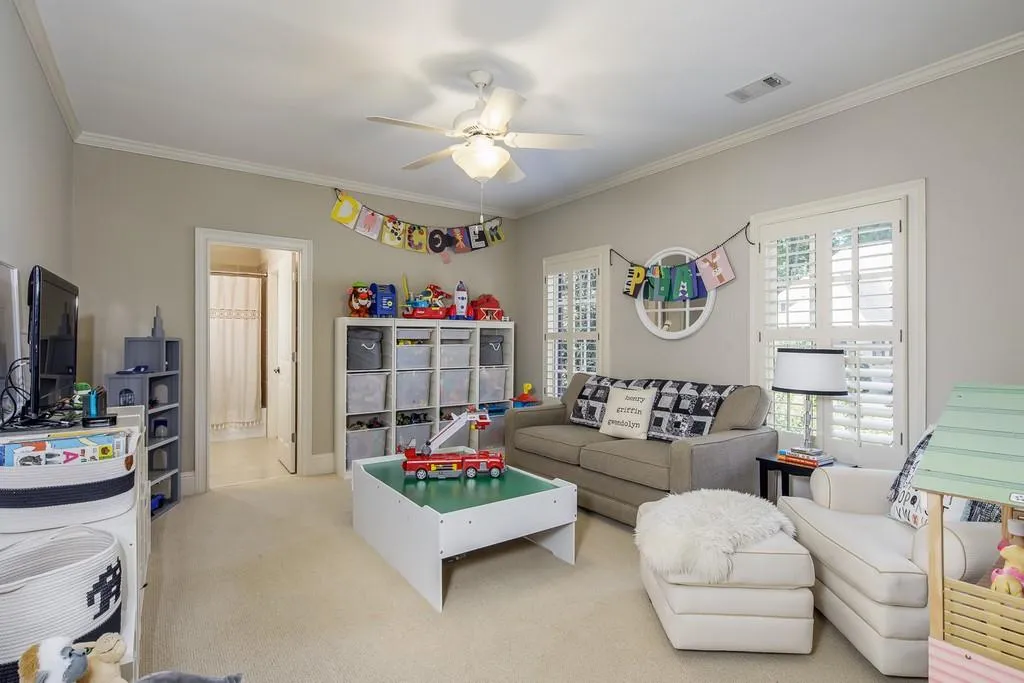 930 Glengate Place, Sandy Springs, Georgia 30328, 6 Bedrooms Bedrooms, ,5 BathroomsBathrooms,Residential,Sold,930 Glengate Place,6792019