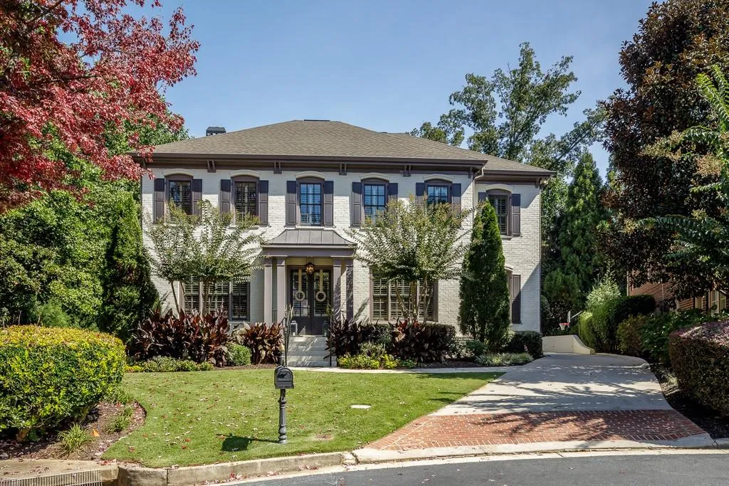 930 Glengate Place, Sandy Springs, Georgia 30328, 6 Bedrooms Bedrooms, ,5 BathroomsBathrooms,Residential,Sold,930 Glengate Place,6792019