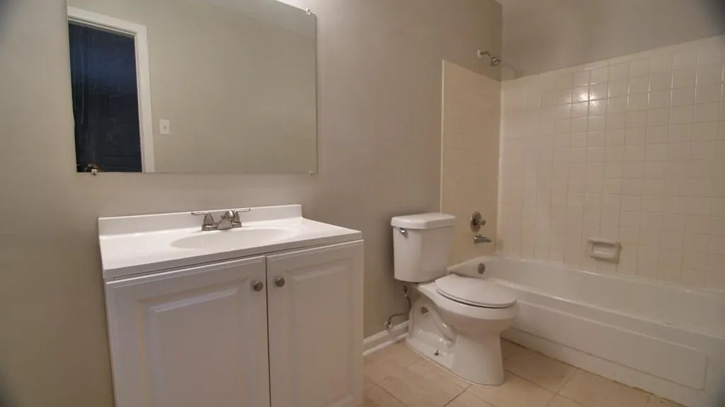 365 Winding River Unit E, Sandy Springs, Georgia 30350, 2 Bedrooms Bedrooms, ,2 BathroomsBathrooms,Residential,Sold,365 Winding River Unit E,6762791