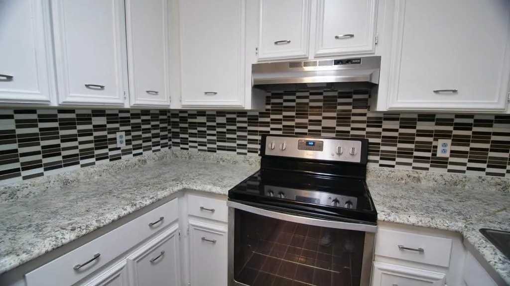 365 Winding River Unit E, Sandy Springs, Georgia 30350, 2 Bedrooms Bedrooms, ,2 BathroomsBathrooms,Residential,Sold,365 Winding River Unit E,6762791