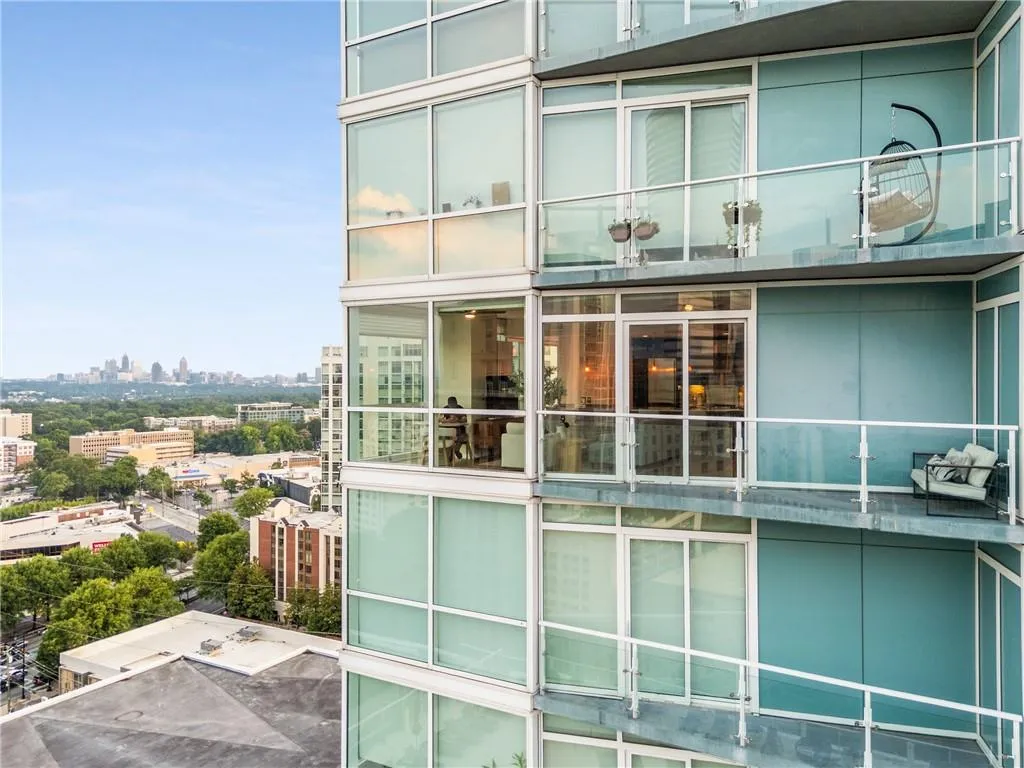 3325 Piedmont Rd Ne Unit 1907, Atlanta, Georgia 30305, 1 Bedroom Bedrooms, ,1 BathroomBathrooms,Residential,For Sale,3325 Piedmont Rd Ne Unit 1907,7596635