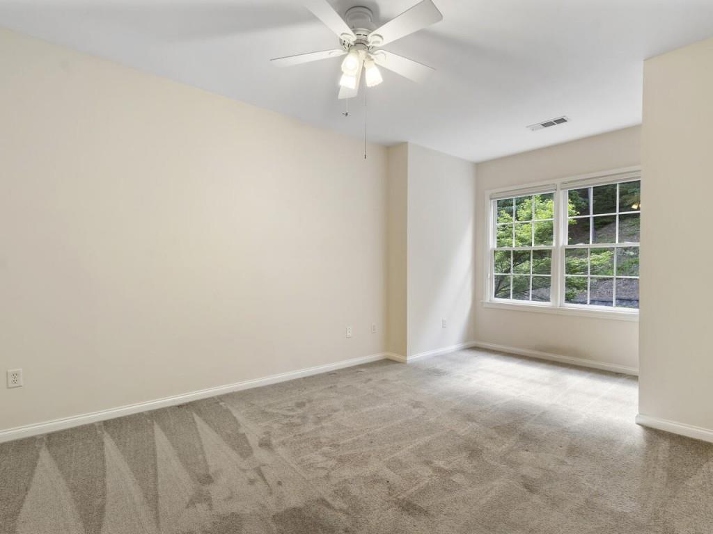 304 Crossing Valley Lane, Atlanta, Georgia 30339, 4 Bedrooms Bedrooms, ,3 BathroomsBathrooms,Residential,Sold,304 Crossing Valley Lane,7255763