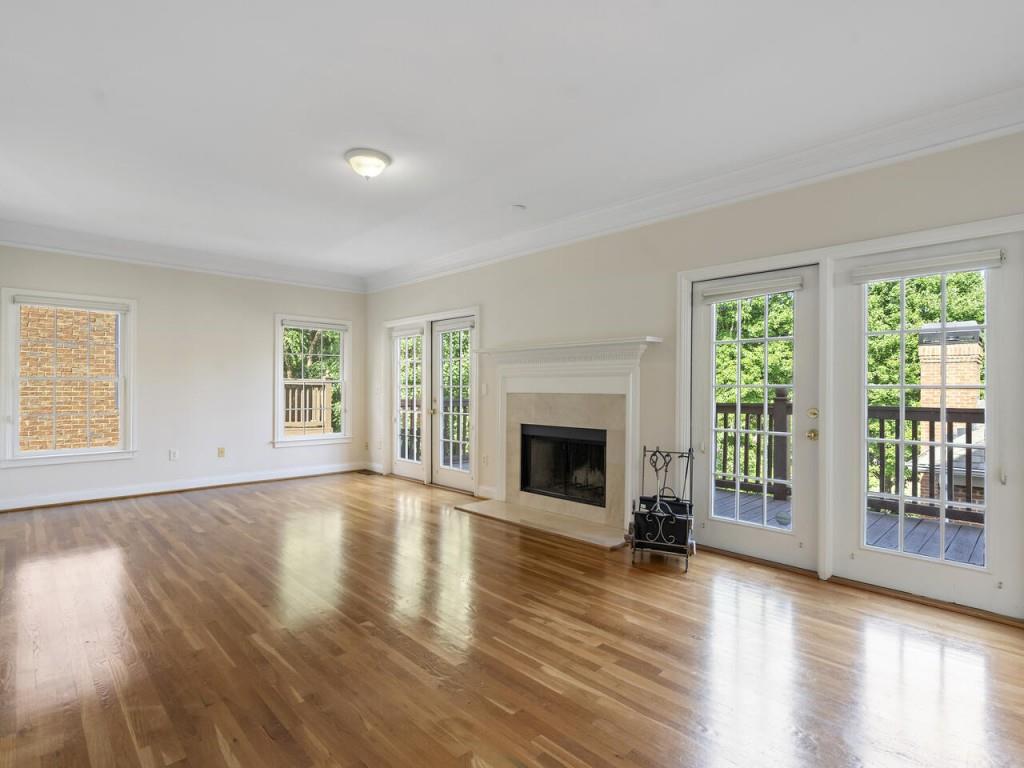 304 Crossing Valley Lane, Atlanta, Georgia 30339, 4 Bedrooms Bedrooms, ,3 BathroomsBathrooms,Residential,Sold,304 Crossing Valley Lane,7255763