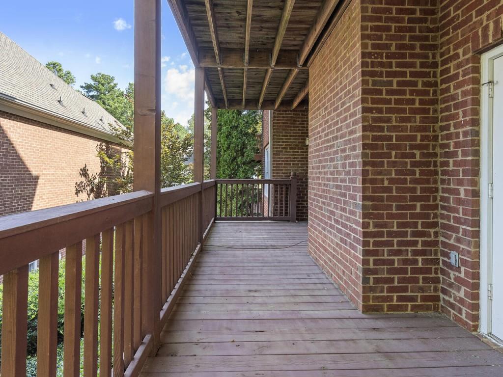 304 Crossing Valley Lane, Atlanta, Georgia 30339, 4 Bedrooms Bedrooms, ,3 BathroomsBathrooms,Residential,Sold,304 Crossing Valley Lane,7255763