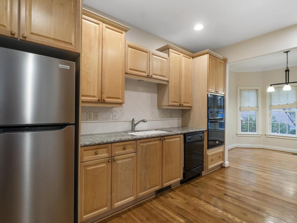 304 Crossing Valley Lane, Atlanta, Georgia 30339, 4 Bedrooms Bedrooms, ,3 BathroomsBathrooms,Residential,Sold,304 Crossing Valley Lane,7255763