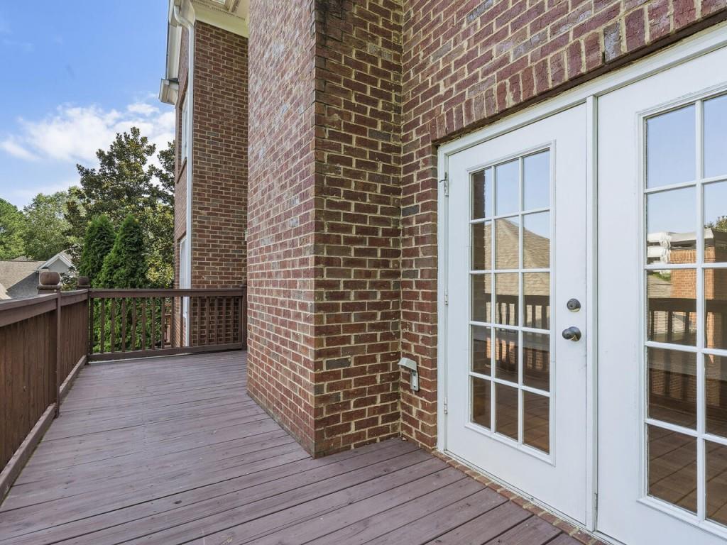 304 Crossing Valley Lane, Atlanta, Georgia 30339, 4 Bedrooms Bedrooms, ,3 BathroomsBathrooms,Residential,Sold,304 Crossing Valley Lane,7255763
