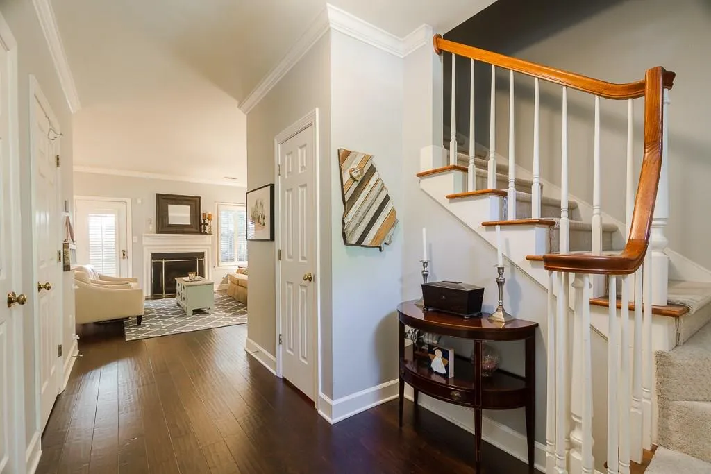 1160 Windsor Parkway Unit 13, Atlanta, Georgia 30319, 2 Bedrooms Bedrooms, ,2 BathroomsBathrooms,Residential,Sold,1160 Windsor Parkway Unit 13,5855593