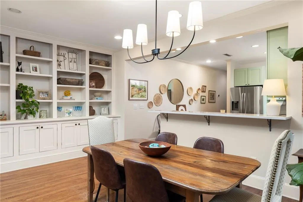 979 Hall Place Nw, Atlanta, Georgia 30318, 3 Bedrooms Bedrooms, ,2 BathroomsBathrooms,Residential,For Sale,979 Hall Place Nw,7670388