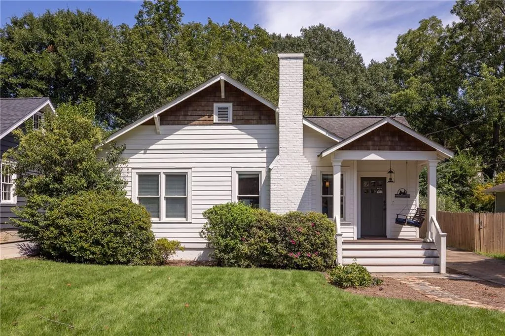 979 Hall Place Nw, Atlanta, Georgia 30318, 3 Bedrooms Bedrooms, ,2 BathroomsBathrooms,Residential,For Sale,979 Hall Place Nw,7670388