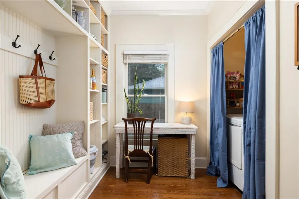 979 Hall Place Nw, Atlanta, Georgia 30318, 3 Bedrooms Bedrooms, ,2 BathroomsBathrooms,Residential,For Sale,979 Hall Place Nw,7670388