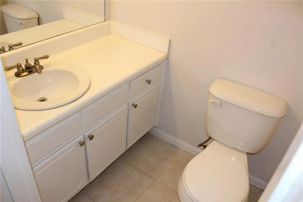 5580 Kingsport Drive Unit 23, Sandy Springs, Georgia 30342, 2 Bedrooms Bedrooms, ,1 BathroomBathrooms,Residential,Sold,5580 Kingsport Drive Unit 23,6758206