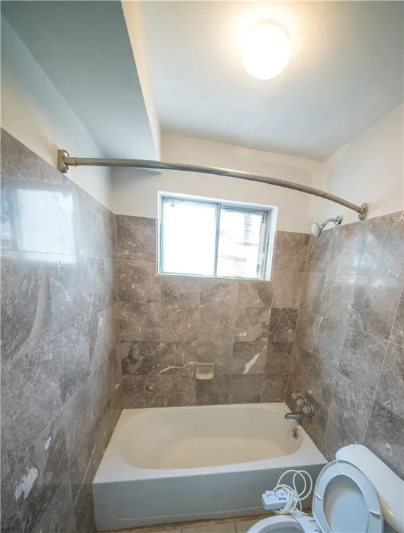 5580 Kingsport Drive Unit 23, Sandy Springs, Georgia 30342, 2 Bedrooms Bedrooms, ,1 BathroomBathrooms,Residential,Sold,5580 Kingsport Drive Unit 23,6758206