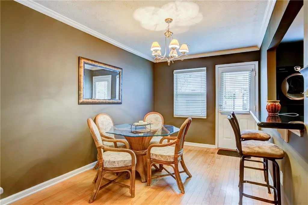225 Winding River Drive Unit G, Sandy Springs, Georgia 30350, 2 Bedrooms Bedrooms, ,2 BathroomsBathrooms,Residential,Sold,225 Winding River Drive Unit G,5679149