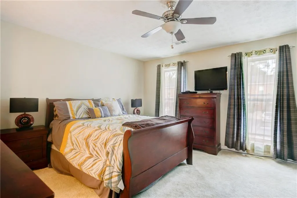 225 Winding River Drive Unit G, Sandy Springs, Georgia 30350, 2 Bedrooms Bedrooms, ,2 BathroomsBathrooms,Residential,Sold,225 Winding River Drive Unit G,5679149