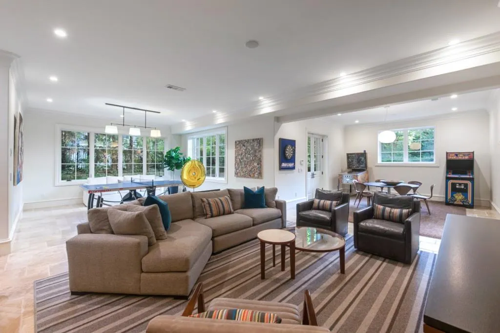 4010 Powers Ferry Road Nw, Atlanta, Georgia 30342, 7 Bedrooms Bedrooms, 0 ,8 BathroomsBathrooms,Residential,For Sale,4010 Powers Ferry Road Nw,7757753