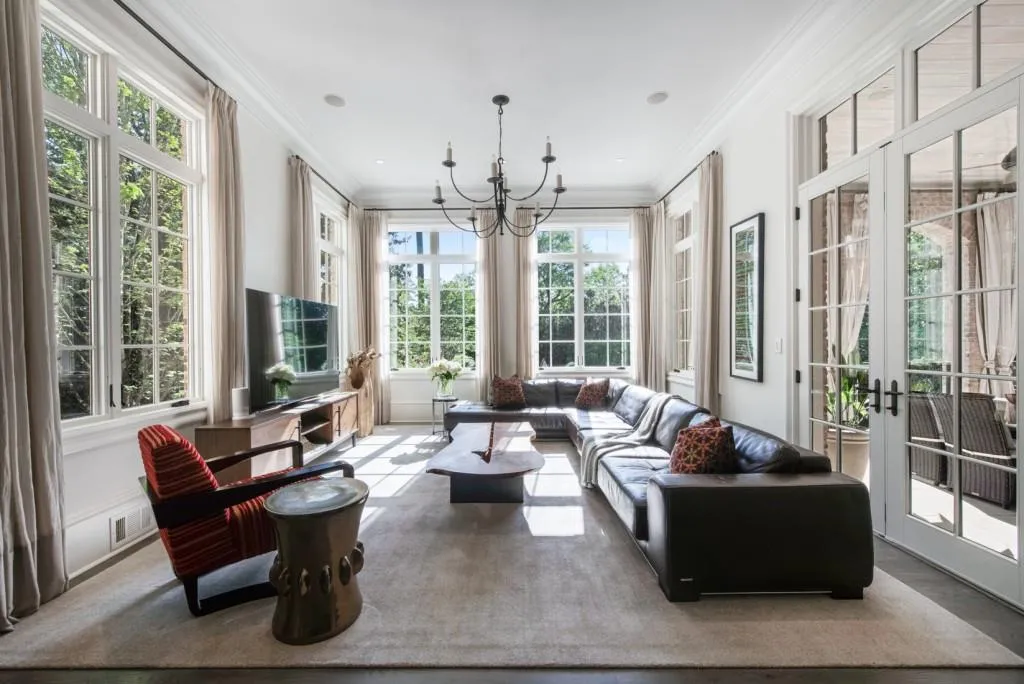 4010 Powers Ferry Road Nw, Atlanta, Georgia 30342, 7 Bedrooms Bedrooms, 0 ,8 BathroomsBathrooms,Residential,For Sale,4010 Powers Ferry Road Nw,7757753
