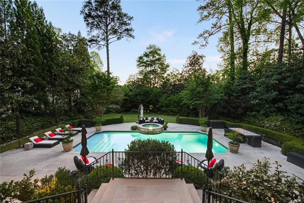 4010 Powers Ferry Road Nw, Atlanta, Georgia 30342, 7 Bedrooms Bedrooms, 0 ,8 BathroomsBathrooms,Residential,For Sale,4010 Powers Ferry Road Nw,7757753