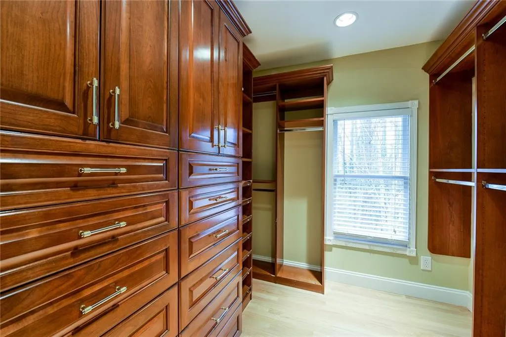 20 Huntington Place Drive Unit 20, Sandy Springs, Georgia 30350, 2 Bedrooms Bedrooms, ,2 BathroomsBathrooms,Residential,Sold,20 Huntington Place Drive Unit 20,5789915