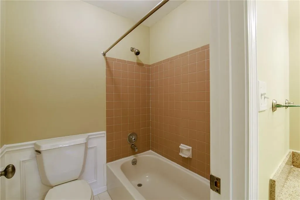 20 Huntington Place Drive Unit 20, Sandy Springs, Georgia 30350, 2 Bedrooms Bedrooms, ,2 BathroomsBathrooms,Residential,Sold,20 Huntington Place Drive Unit 20,5789915