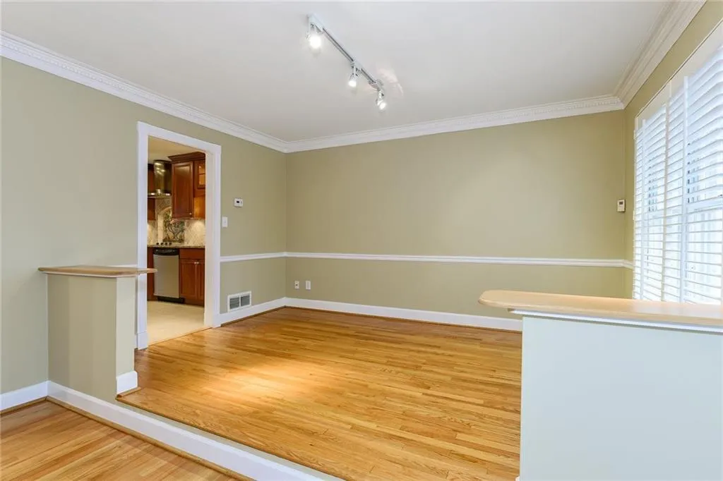 20 Huntington Place Drive Unit 20, Sandy Springs, Georgia 30350, 2 Bedrooms Bedrooms, ,2 BathroomsBathrooms,Residential,Sold,20 Huntington Place Drive Unit 20,5789915