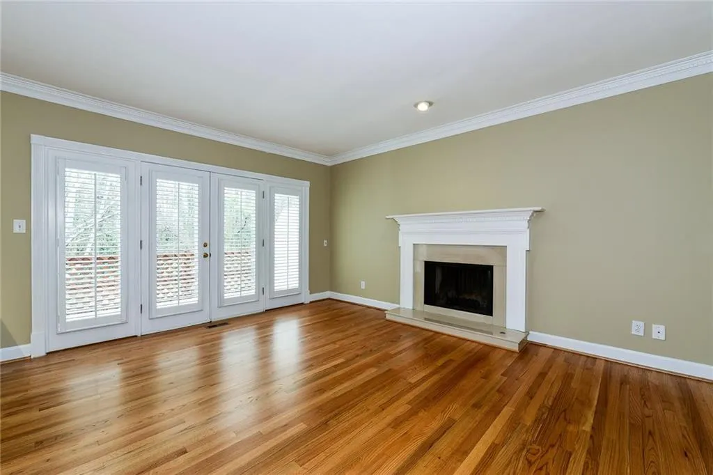 20 Huntington Place Drive Unit 20, Sandy Springs, Georgia 30350, 2 Bedrooms Bedrooms, ,2 BathroomsBathrooms,Residential,Sold,20 Huntington Place Drive Unit 20,5789915