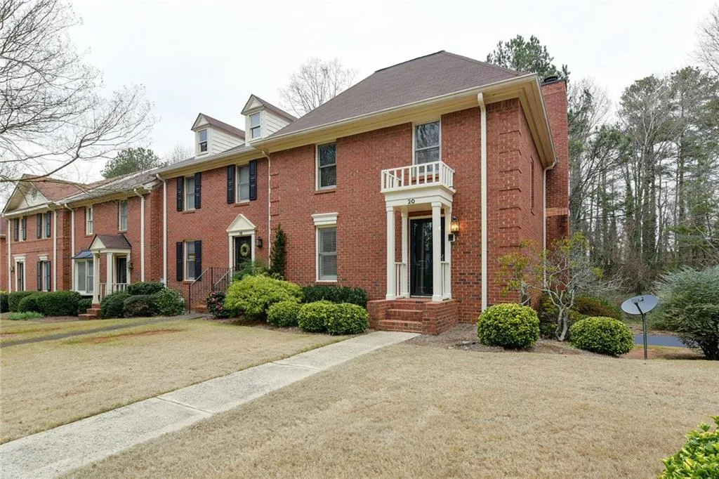 20 Huntington Place Drive Unit 20, Sandy Springs, Georgia 30350, 2 Bedrooms Bedrooms, ,2 BathroomsBathrooms,Residential,Sold,20 Huntington Place Drive Unit 20,5789915