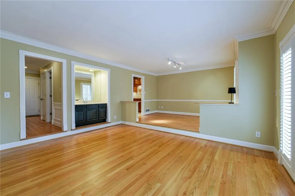 20 Huntington Place Drive Unit 20, Sandy Springs, Georgia 30350, 2 Bedrooms Bedrooms, ,2 BathroomsBathrooms,Residential,Sold,20 Huntington Place Drive Unit 20,5789915