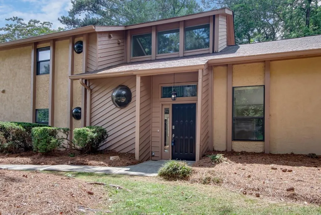 7015 Northgreen Drive Ne, Atlanta, Georgia 30328, 4 Bedrooms Bedrooms, ,3 BathroomsBathrooms,Residential,Sold,7015 Northgreen Drive Ne,6646774
