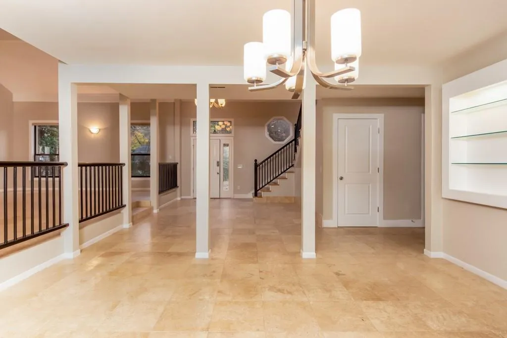7015 Northgreen Drive Ne, Atlanta, Georgia 30328, 4 Bedrooms Bedrooms, ,3 BathroomsBathrooms,Residential,Sold,7015 Northgreen Drive Ne,6646774