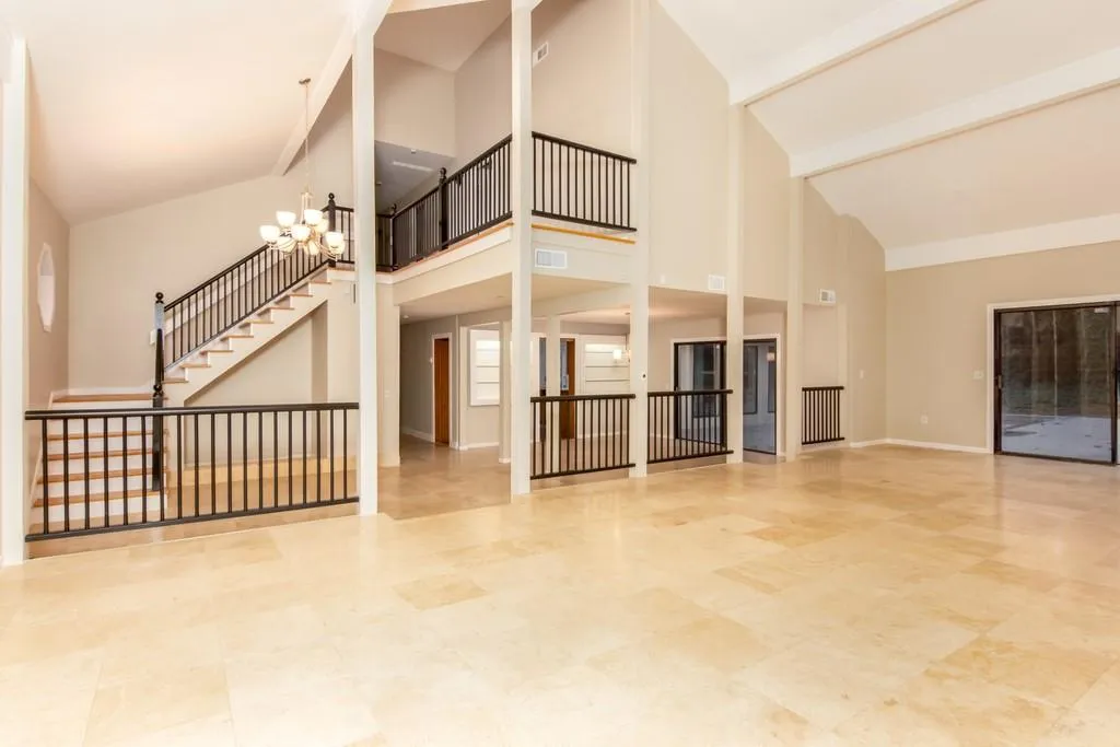 7015 Northgreen Drive Ne, Atlanta, Georgia 30328, 4 Bedrooms Bedrooms, ,3 BathroomsBathrooms,Residential,Sold,7015 Northgreen Drive Ne,6646774