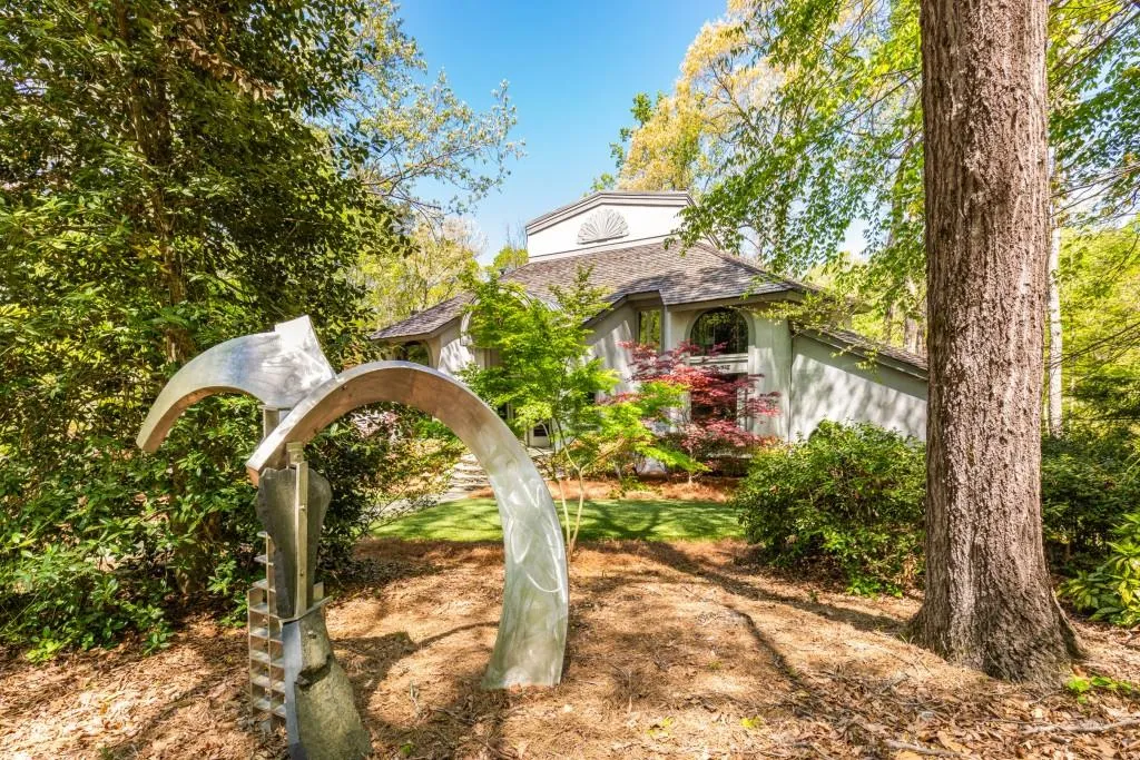 6526 Old Riverside Drive Nw, Sandy Springs, Georgia 30328, 6 Bedrooms Bedrooms, ,4 BathroomsBathrooms,Residential,Sold,6526 Old Riverside Drive Nw,7567877