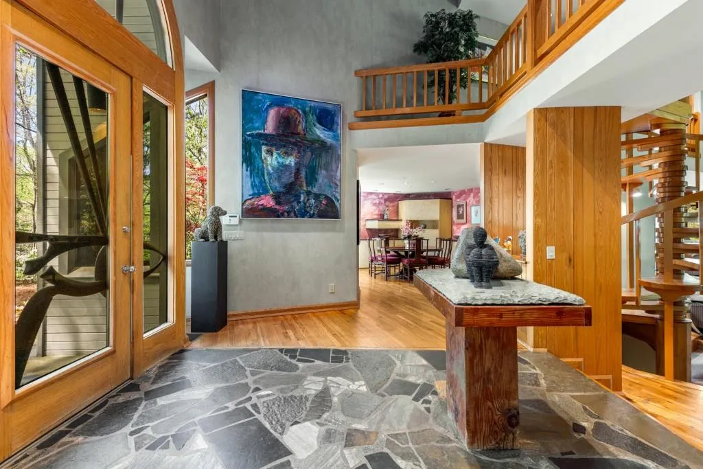 6526 Old Riverside Drive Nw, Sandy Springs, Georgia 30328, 6 Bedrooms Bedrooms, ,4 BathroomsBathrooms,Residential,Sold,6526 Old Riverside Drive Nw,7567877
