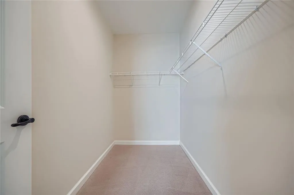 229 Peachtree Hills Avenue Ne Unit 5308, Atlanta, Georgia 30305, 2 Bedrooms Bedrooms, ,2 BathroomsBathrooms,Residential,For Sale,229 Peachtree Hills Avenue Ne Unit 5308,7644674