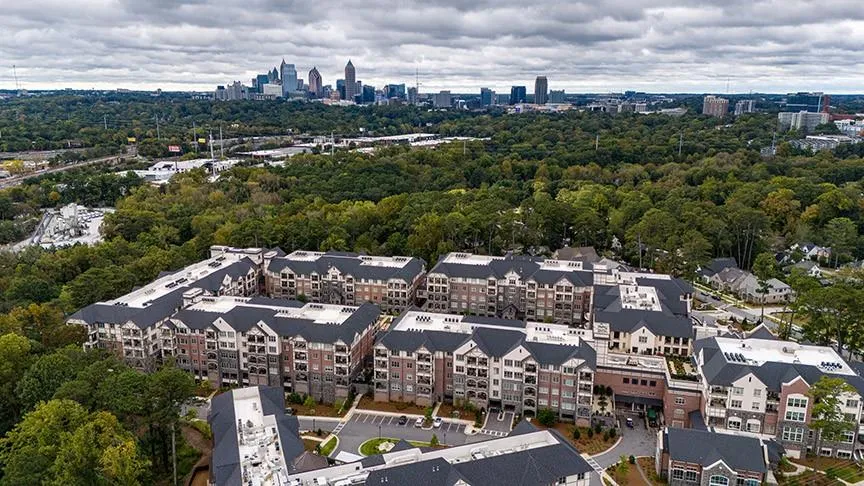 229 Peachtree Hills Avenue Ne Unit 5308, Atlanta, Georgia 30305, 2 Bedrooms Bedrooms, ,2 BathroomsBathrooms,Residential,For Sale,229 Peachtree Hills Avenue Ne Unit 5308,7644674
