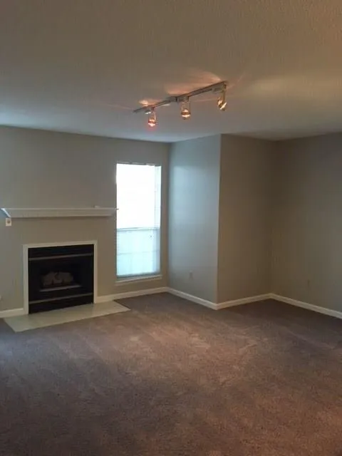 128 Granville Court, Sandy Springs, Georgia 30328, 1 Bedroom Bedrooms, ,1 BathroomBathrooms,Residential,Sold,128 Granville Court,5915754