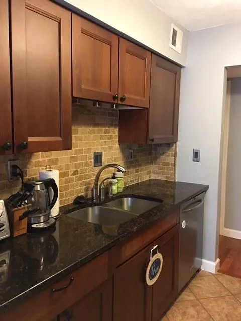 2708 Huntingdon Chase, Sandy Springs, Georgia 30350, 2 Bedrooms Bedrooms, ,2 BathroomsBathrooms,Residential,Sold,2708 Huntingdon Chase,5887589