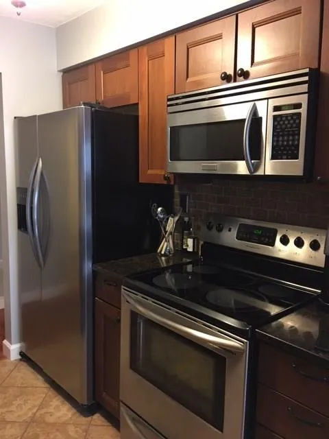 2708 Huntingdon Chase, Sandy Springs, Georgia 30350, 2 Bedrooms Bedrooms, ,2 BathroomsBathrooms,Residential,Sold,2708 Huntingdon Chase,5887589