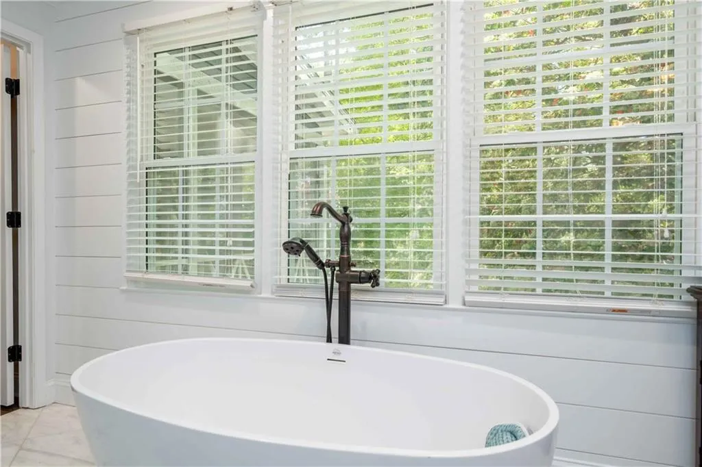 1155 Churchilll Downs Road, Atlanta, Georgia 30319, 5 Bedrooms Bedrooms, ,4 BathroomsBathrooms,Residential,Sold,1155 Churchilll Downs Road,7364303